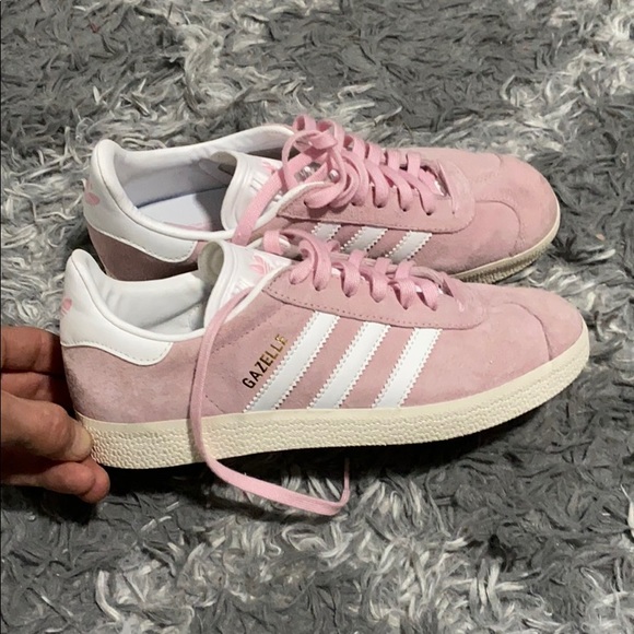 pink gazelles size 7